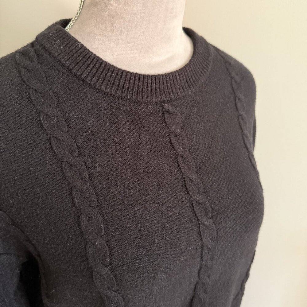 Marled Women’s Cable Knit Sweater W/ Bell Sleeves Size M